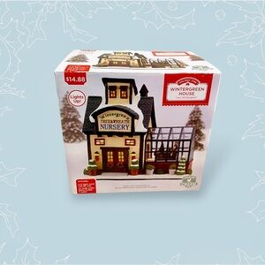 Holiday Time Country Charm Collection Wintergreen House Lighted 2018 Porcelain